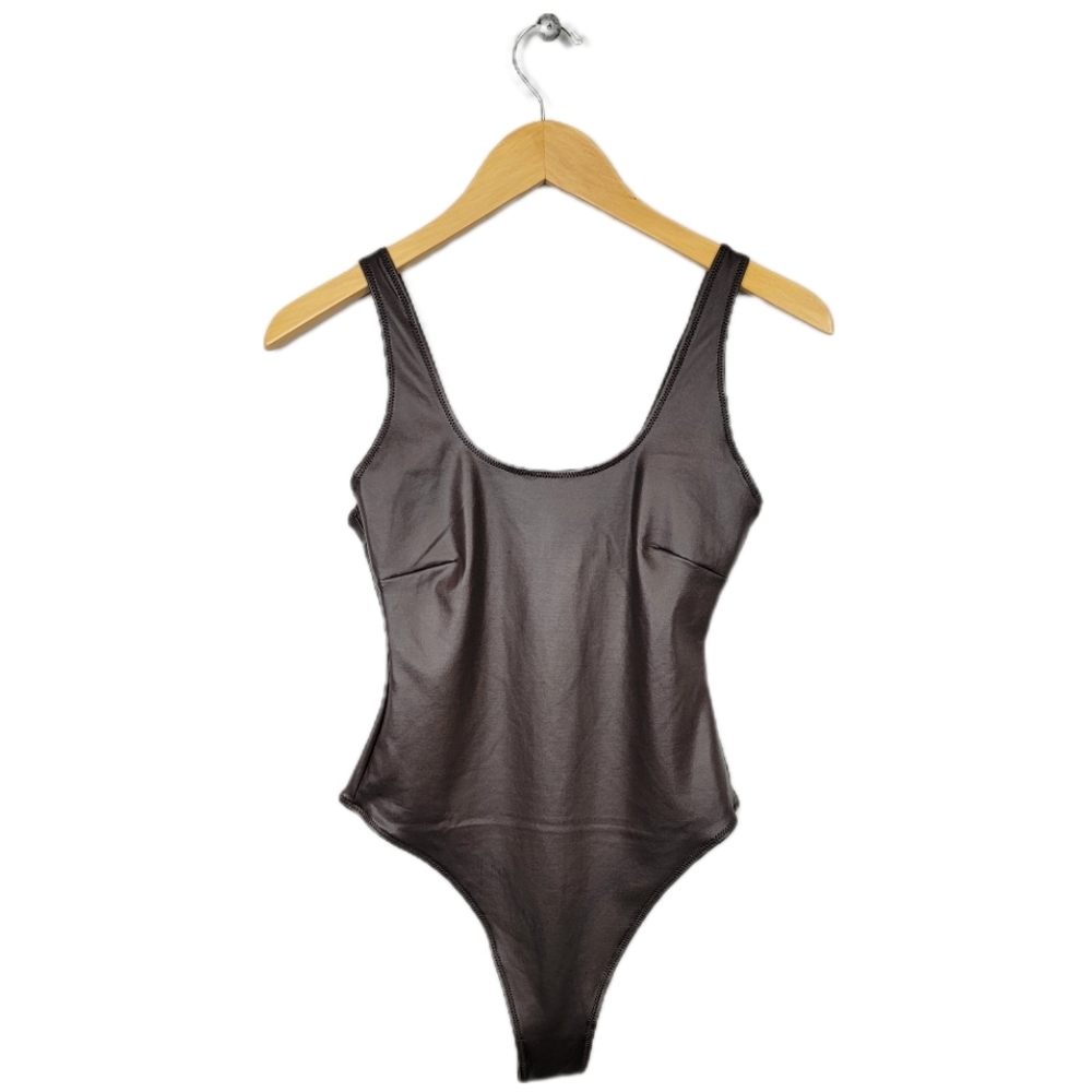 🆕️Kim Kardashian SKIMS Cocoa Faux Leather Thong Bodysuit